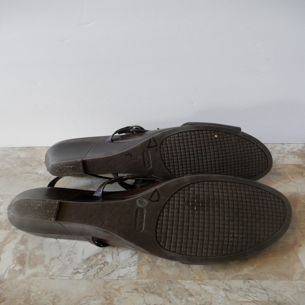 Nurture Wedge All Leather Sandals - Picture 4 of 8